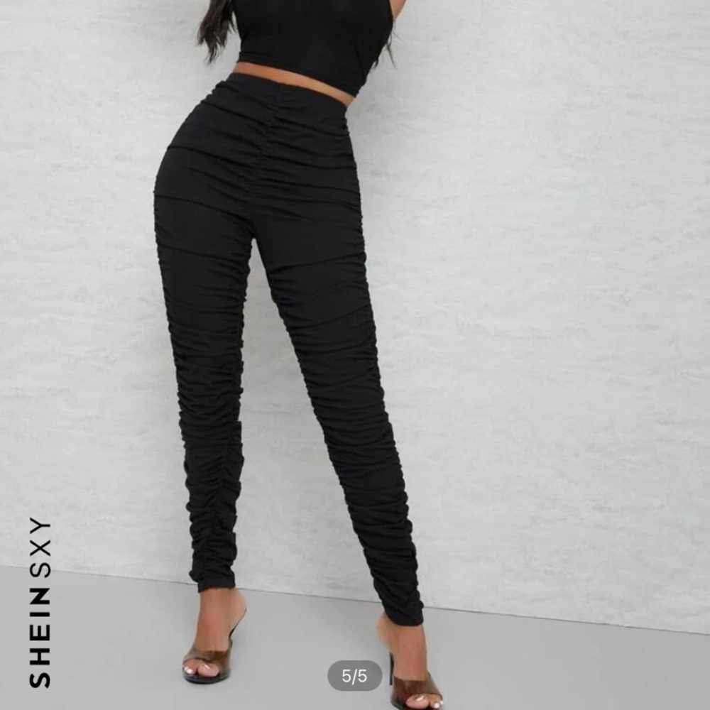 SHEIN SXY Ruched High-Rise Leggings in Size Large